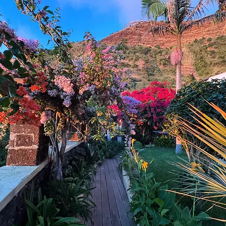 Vigia Jardim Gasthof 4*